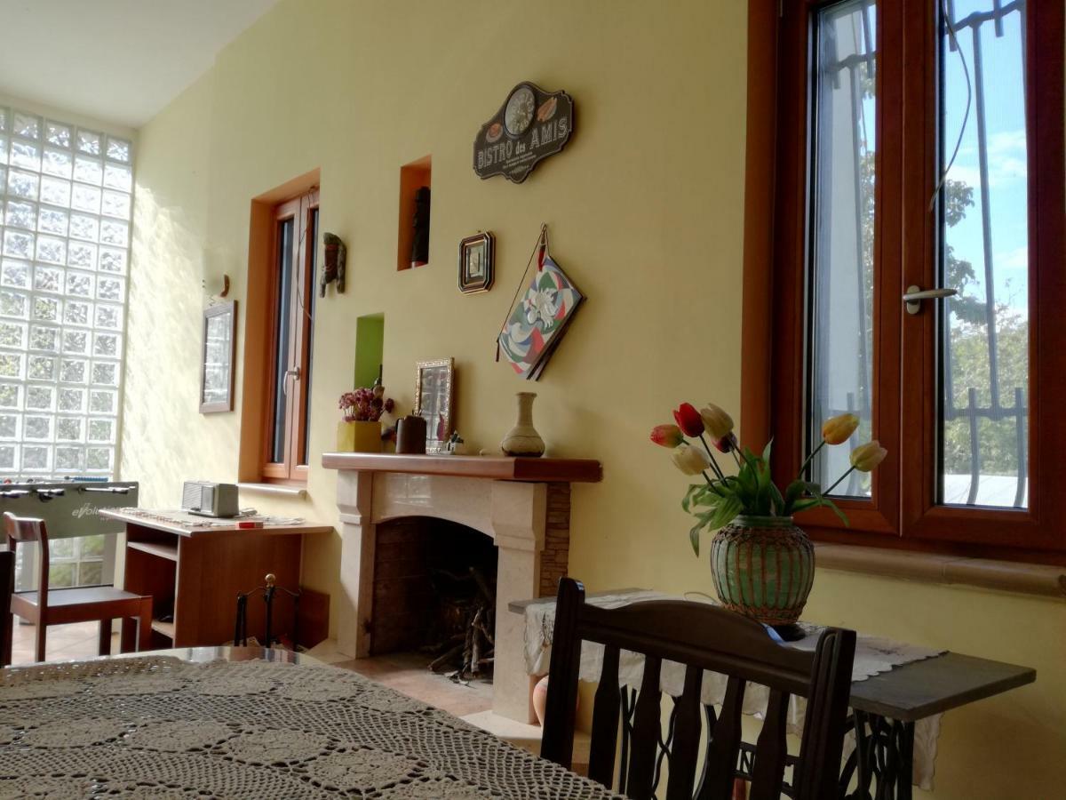 Taverna Catena Brusciano المظهر الخارجي الصورة