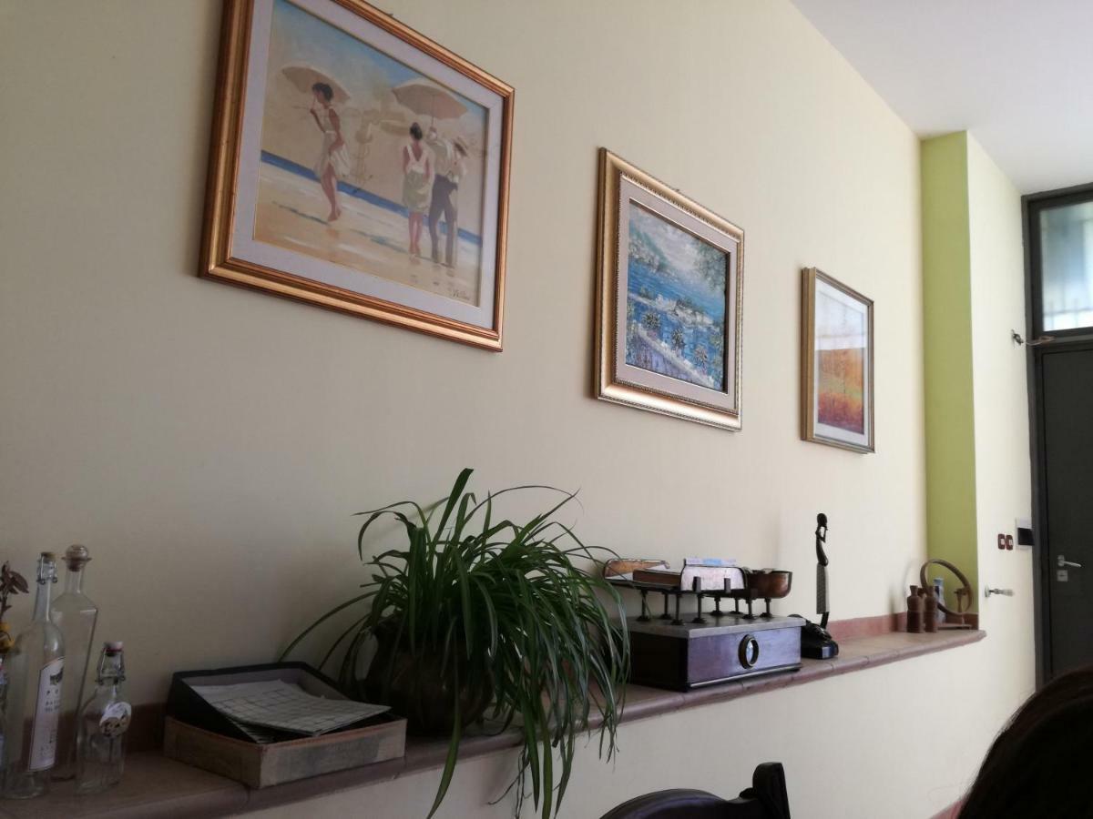 Taverna Catena Brusciano المظهر الخارجي الصورة